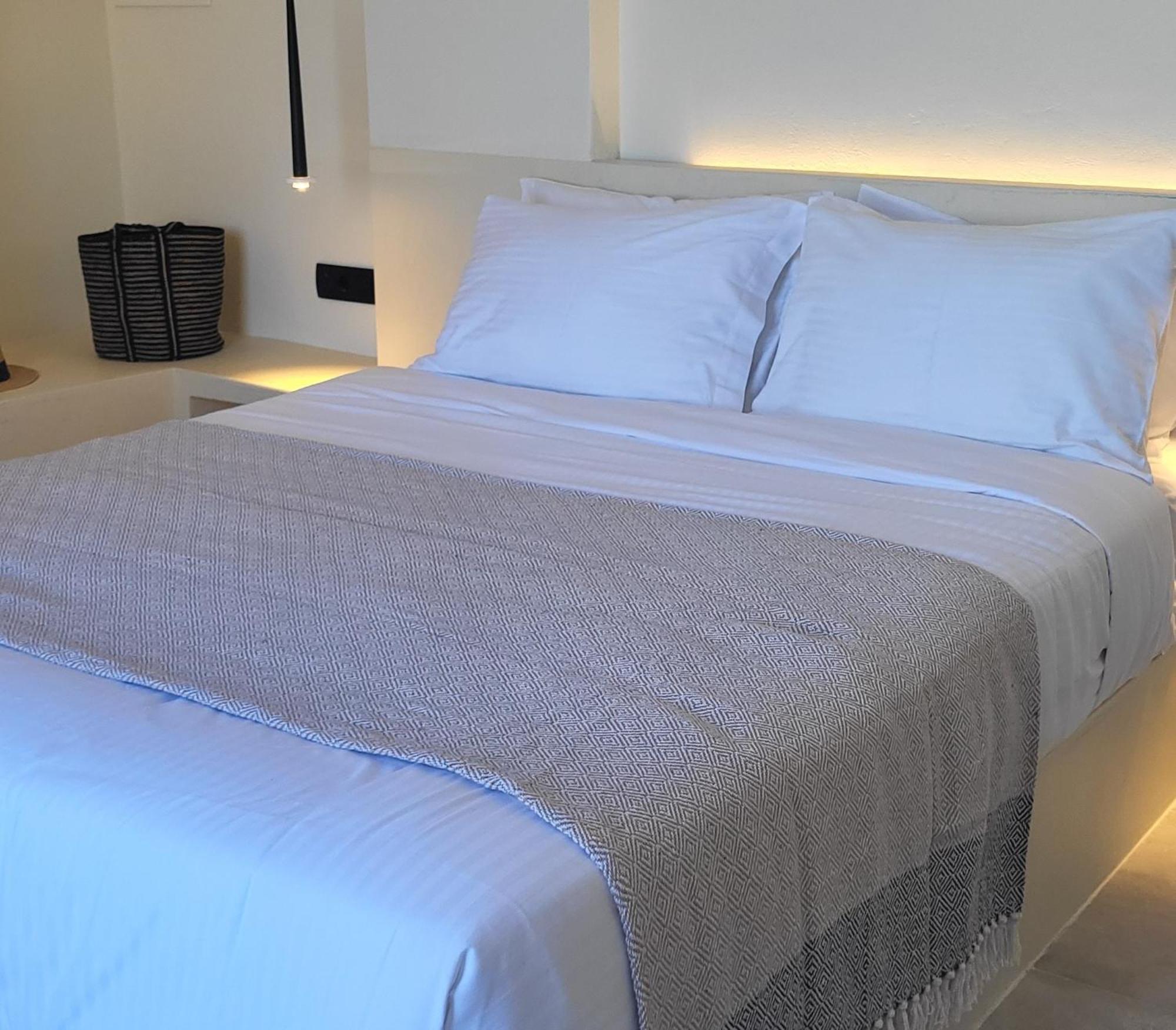Maeva Suites Santorini Pyrgos Kallistis Exterior foto