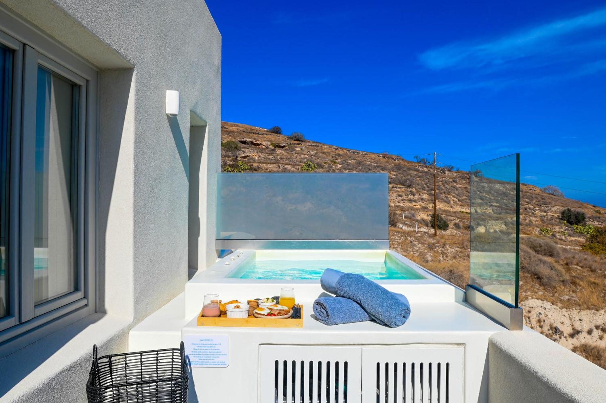 Maeva Suites Santorini Pyrgos Kallistis Exterior foto